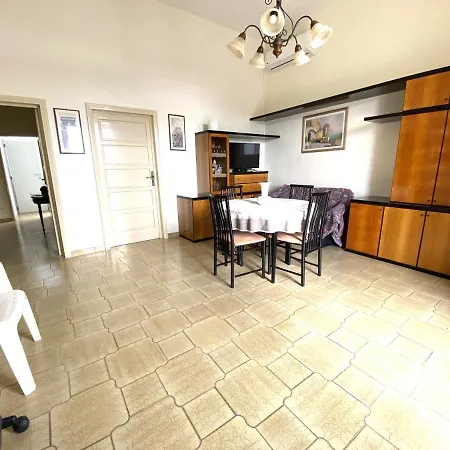 아파트 Lalla Casa Vacanze