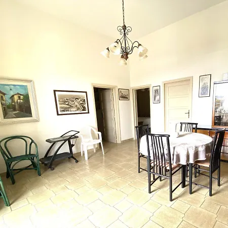 Lalla Casa Vacanze *